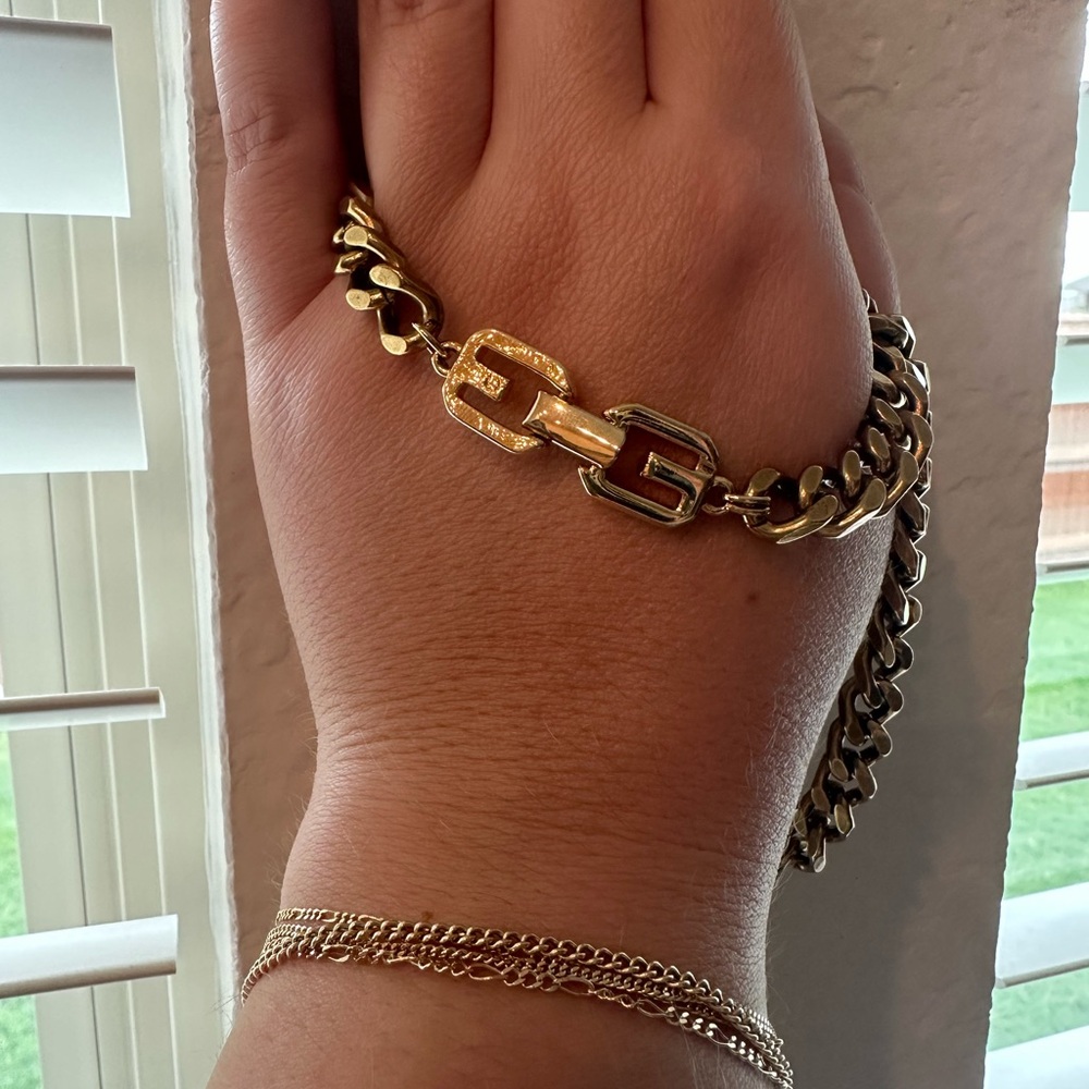 Gold Chocker Necklace